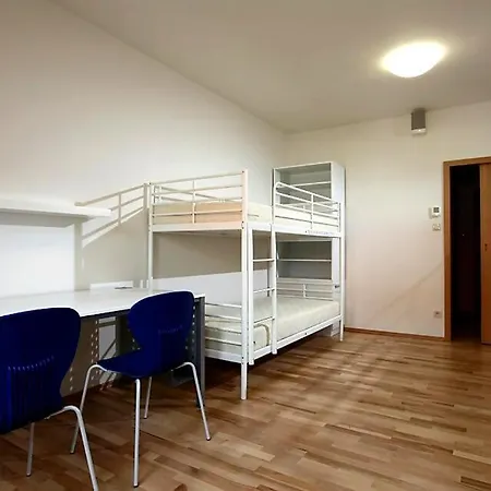 Univerzitní Centrum *